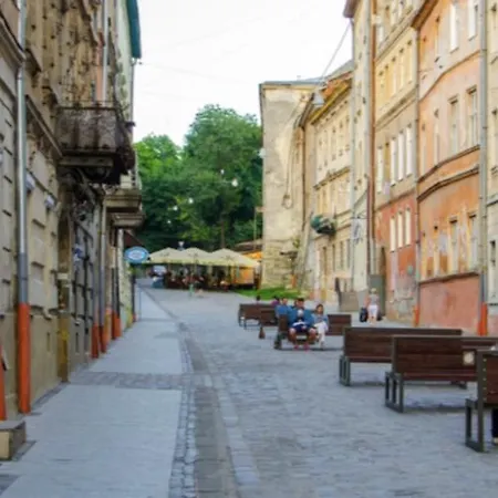 уютная в центре львова 아파트